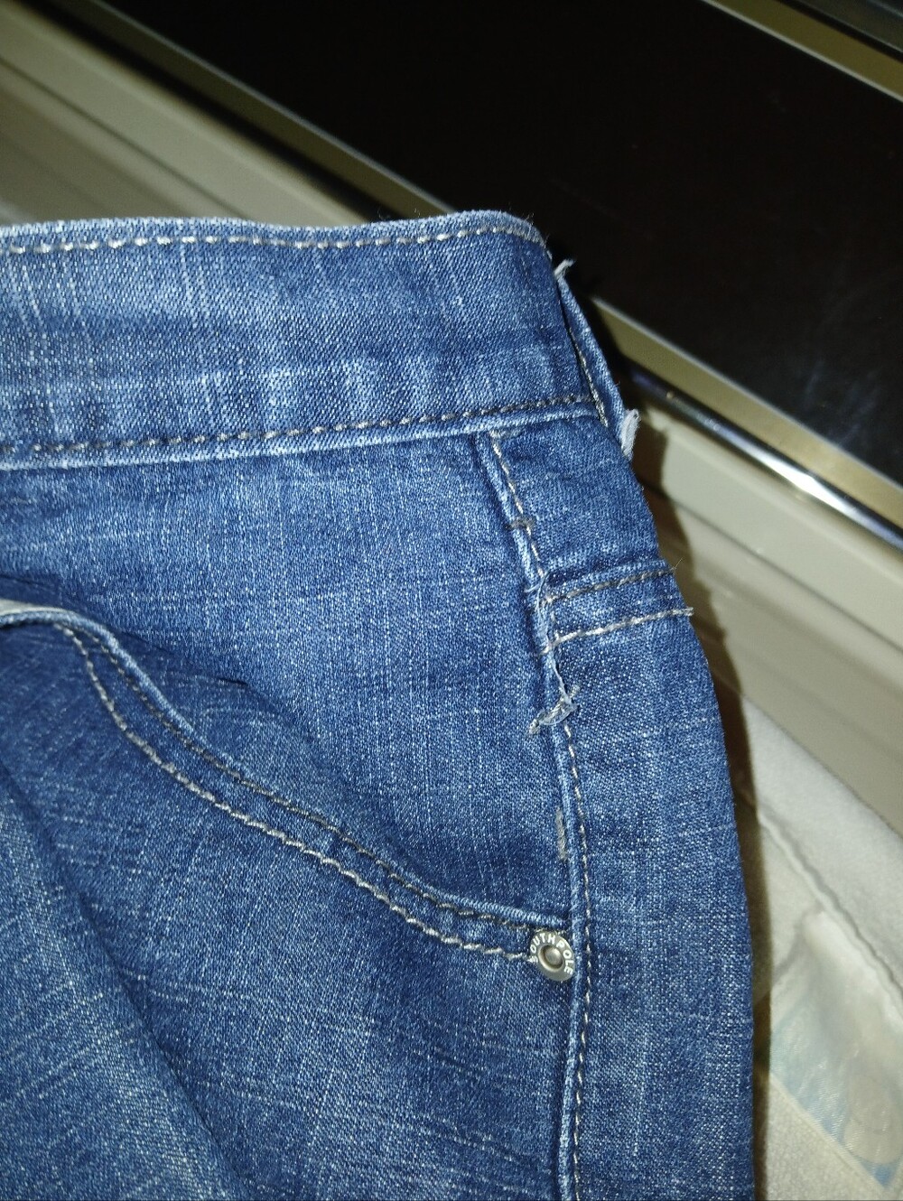 2000's South Pole Kids/Youth Med/Dark Wash Blue Jorts w/ Skull Graphic Pockets - Picture 7 of 8